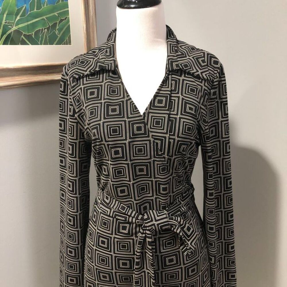 Express Black White Geometric Pattern French Cuff… - image 3